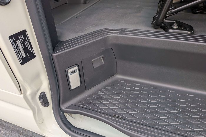 2021 Toyota Hiace