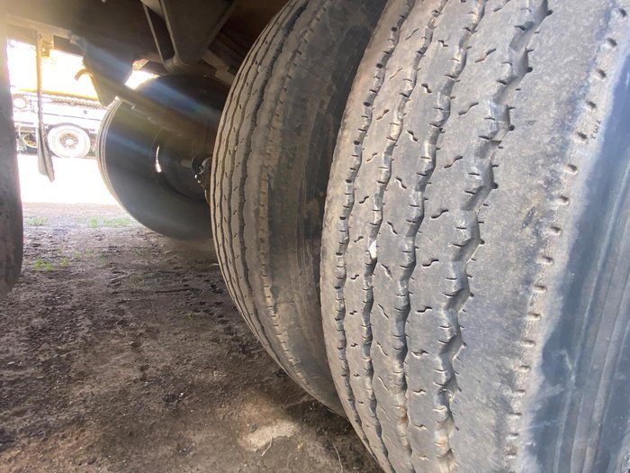 1986 Custom Tandem Axle Pig Plant Trailer