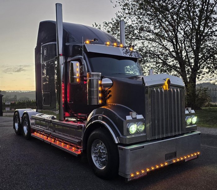 2019 Kenworth T610sar SAR