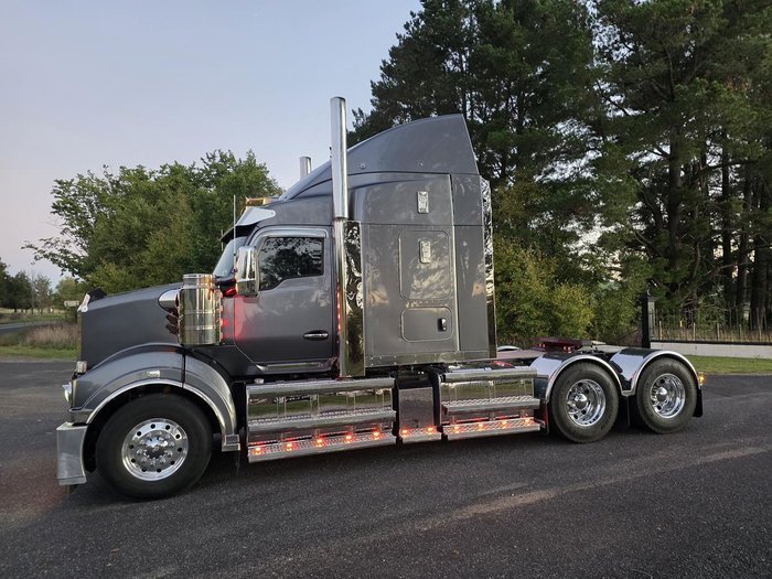 2019 Kenworth T610sar SAR