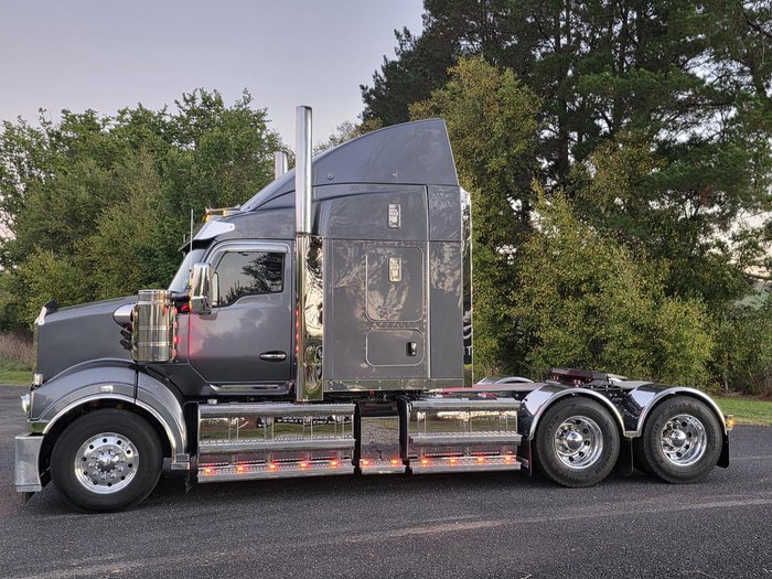 2019 Kenworth T610sar SAR