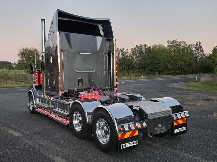 2019 Kenworth T610sar SAR
