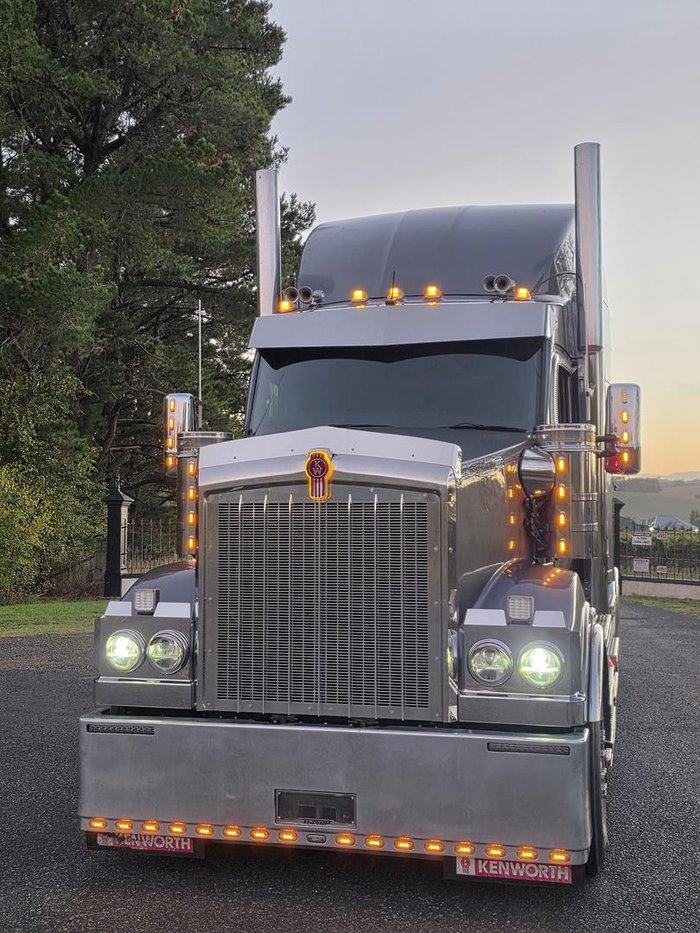 2019 Kenworth T610sar SAR