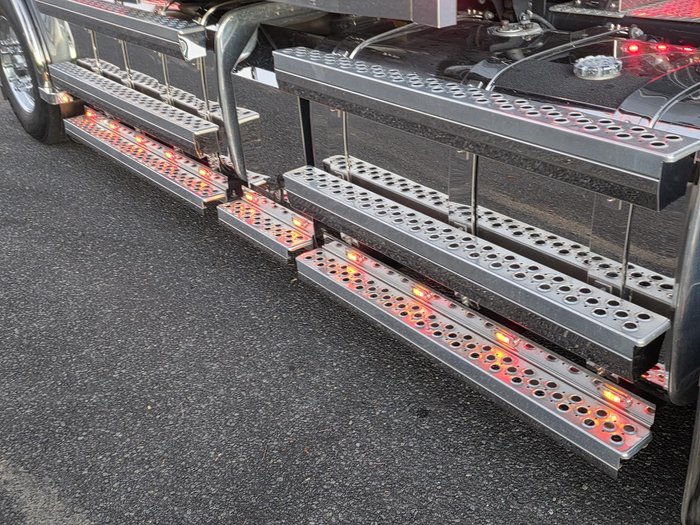 2019 Kenworth T610sar SAR