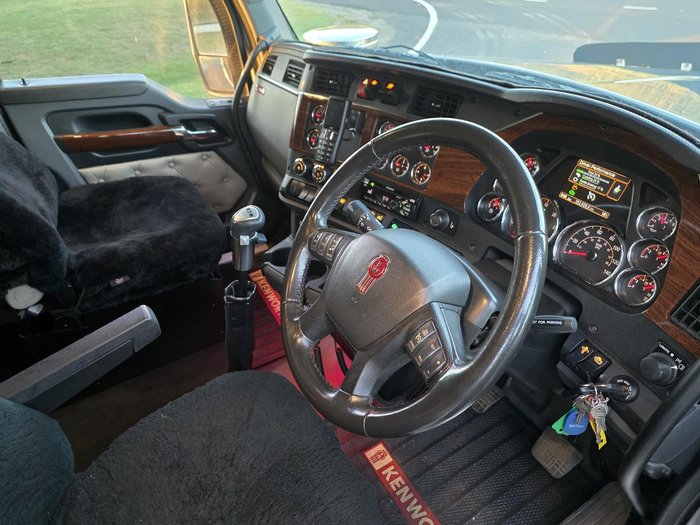 2019 Kenworth T610sar SAR