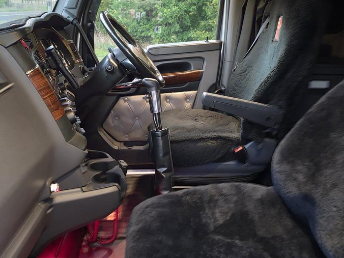 2019 Kenworth T610sar SAR