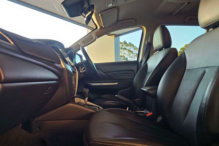 2022 Mitsubishi Triton GLS