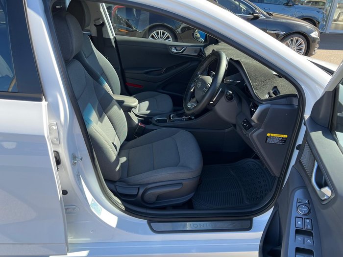 2020 Hyundai IONIQ Plug-in Elite