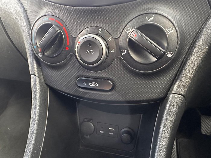 2015 Hyundai Accent Active