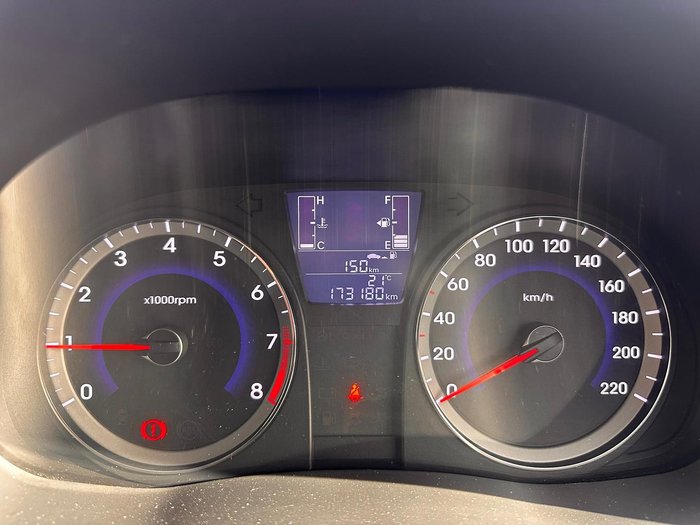 2015 Hyundai Accent Active