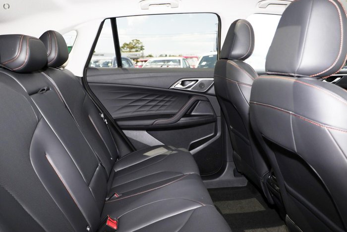 2025 MG HS Super Hybrid Essence