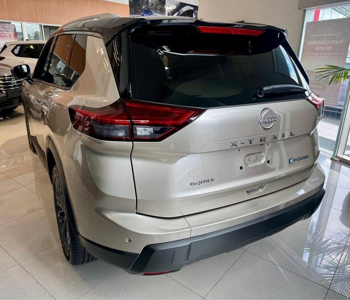 2026 Nissan X-TRAIL Ti e-POWER T33 MY26 Four Wheel Drive Champagne Silver/Black Roof