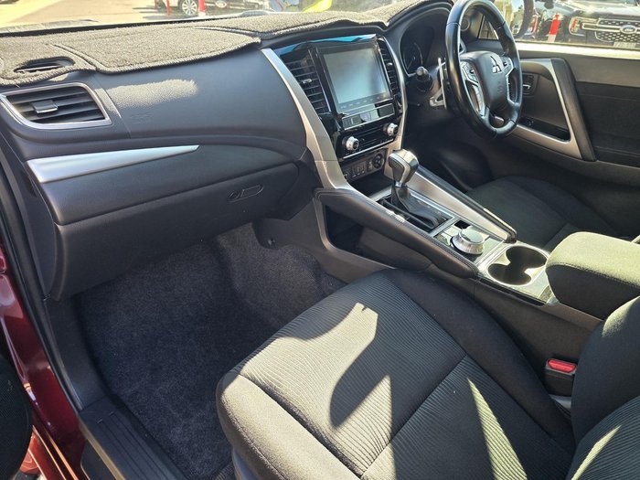 2021 Mitsubishi Pajero Sport GLX