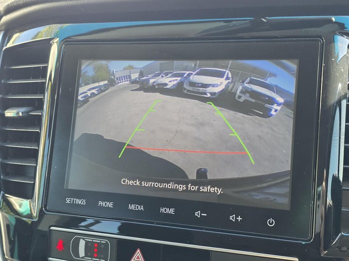 2021 Mitsubishi Pajero Sport GLX