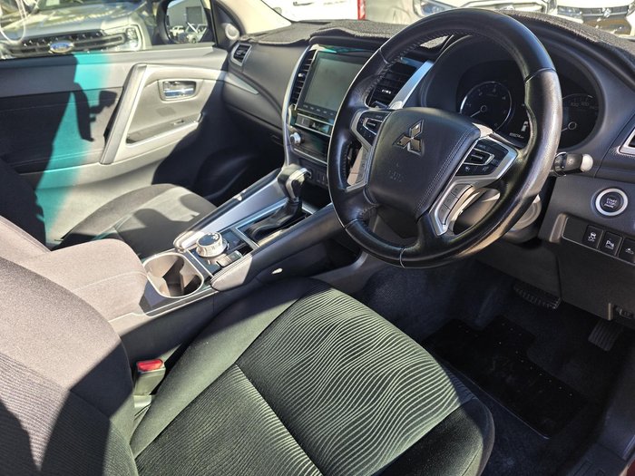 2021 Mitsubishi Pajero Sport GLX