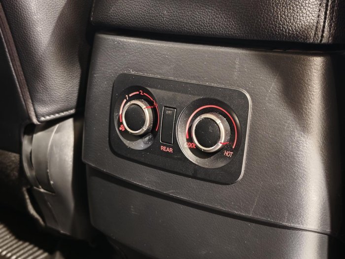 2020 Mitsubishi Pajero GLS