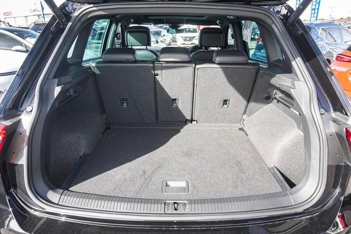 2023 Volkswagen Tiguan R