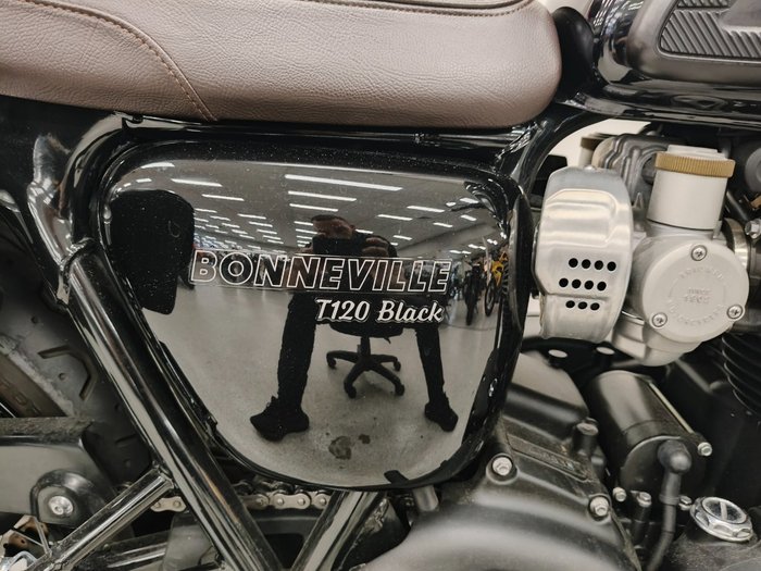2020 Triumph BONNEVILLE T120 BLACK Black
