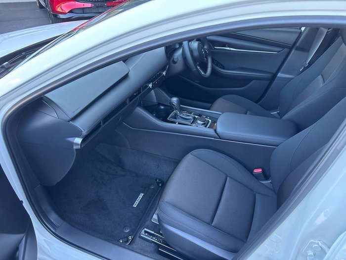 2025 Mazda 3 G20 Pure