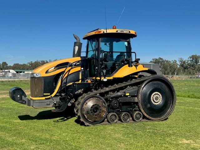 0 Challenger 765D Yellow