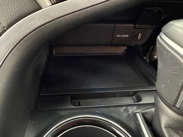 2019 Toyota Camry Ascent Sport ASV70R Glacier White