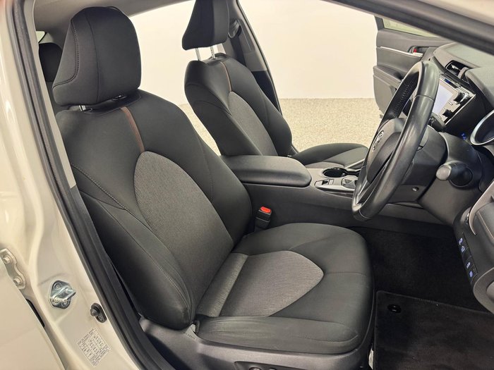 2019 Toyota Camry Ascent Sport ASV70R Glacier White