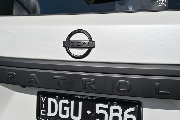 2024 Nissan Patrol Ti Y62 MY24 4X4 Dual Range Moonstone White