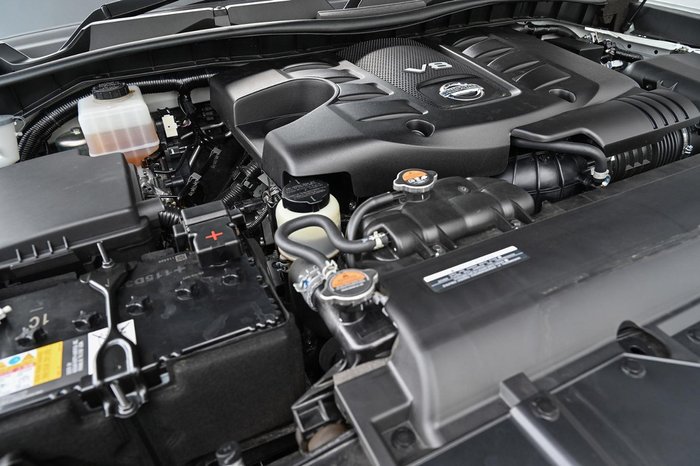 2024 Nissan Patrol Ti Y62 MY24 4X4 Dual Range Moonstone White