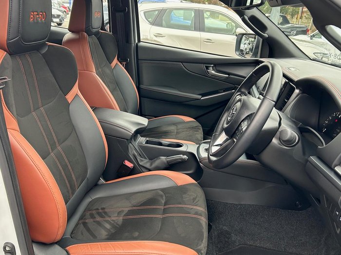 2024 Mazda BT-50 SP