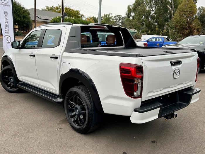 2024 Mazda BT-50 SP