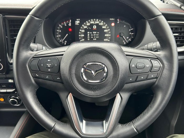 2024 Mazda BT-50 SP
