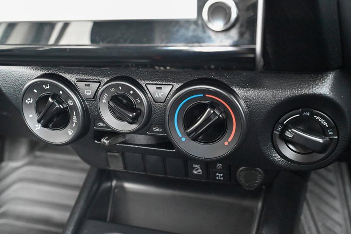 2023 Toyota Hilux SR GUN126R 4X4 Dual Range Glacier White