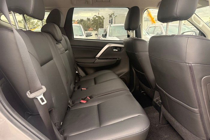 2025 Mitsubishi Pajero Sport Exceed