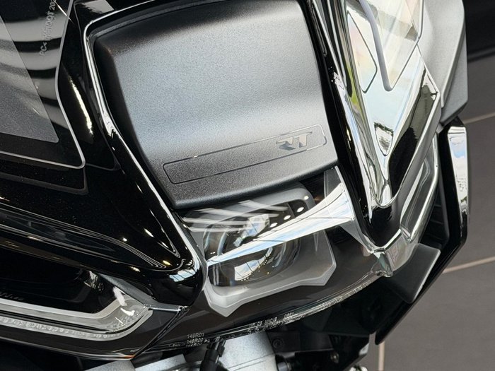 2025 BMW R 1300 RT Triple Black