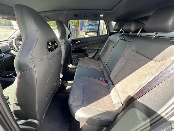 2025 Volkswagen ID.4 GTX