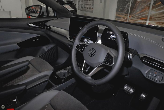 2024 Volkswagen ID.4 Pro