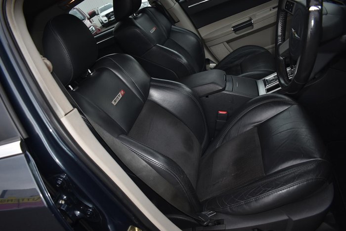 2007 Chrysler 300c SRT-8