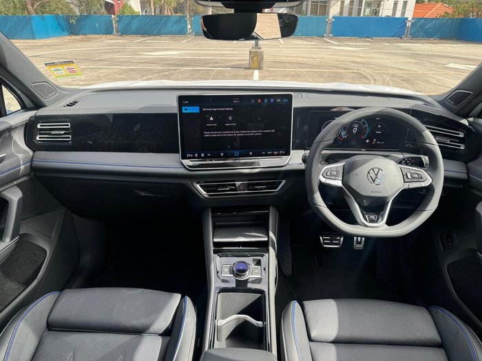 2025 Volkswagen Tiguan 195TSI R-Line