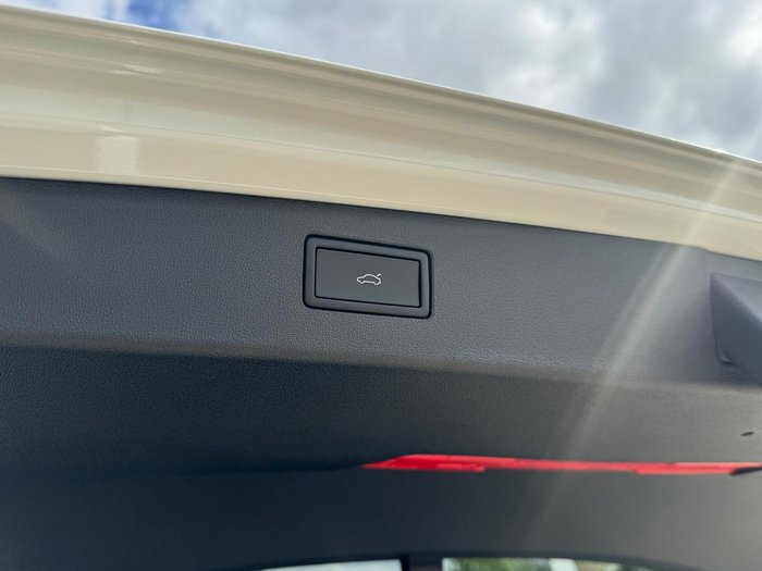 2025 Volkswagen Tiguan 195TSI R-Line