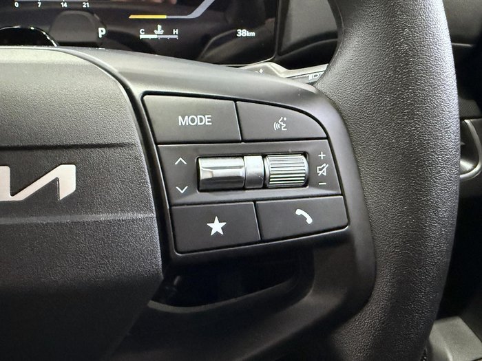 2025 Kia K4 Sport