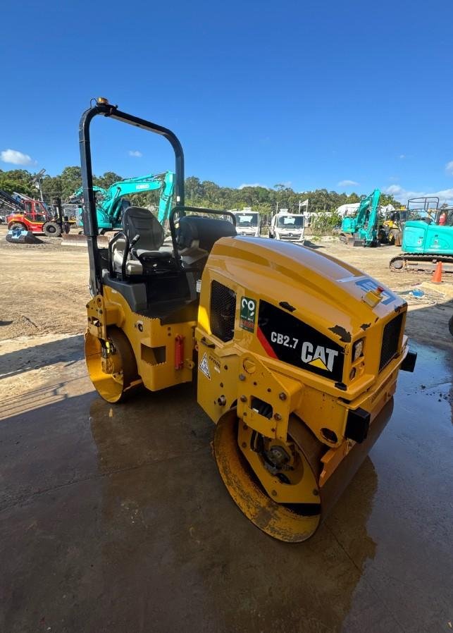 2019 Caterpillar Cb2.7 Yellow