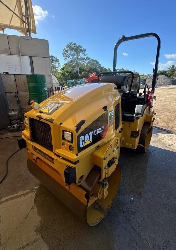 2019 Caterpillar Cb2.7 Yellow