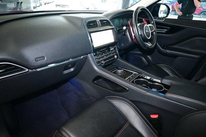 2016 Jaguar F-PACE 20d Prestige