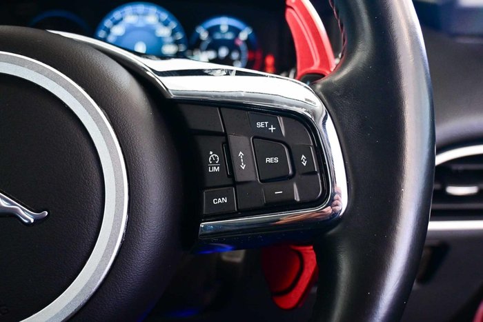 2016 Jaguar F-PACE 20d Prestige