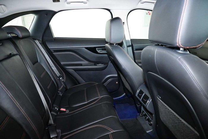 2016 Jaguar F-PACE 20d Prestige