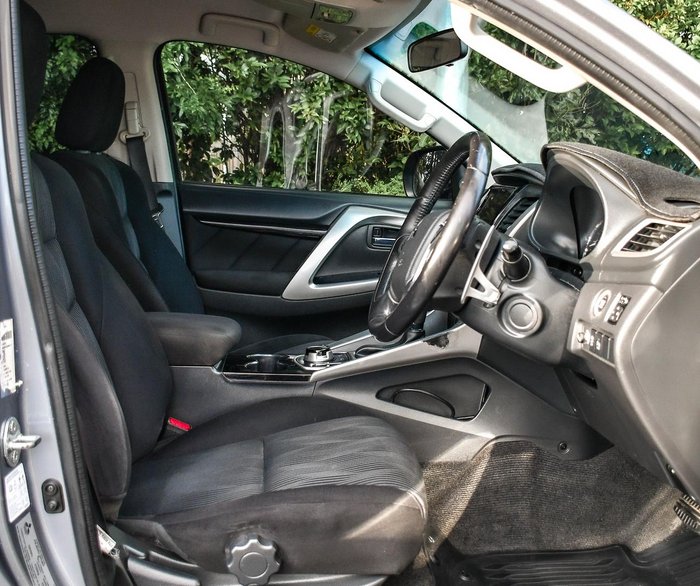 2016 Mitsubishi Pajero Sport GLX