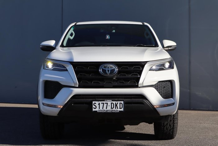 2022 Toyota Fortuner GX