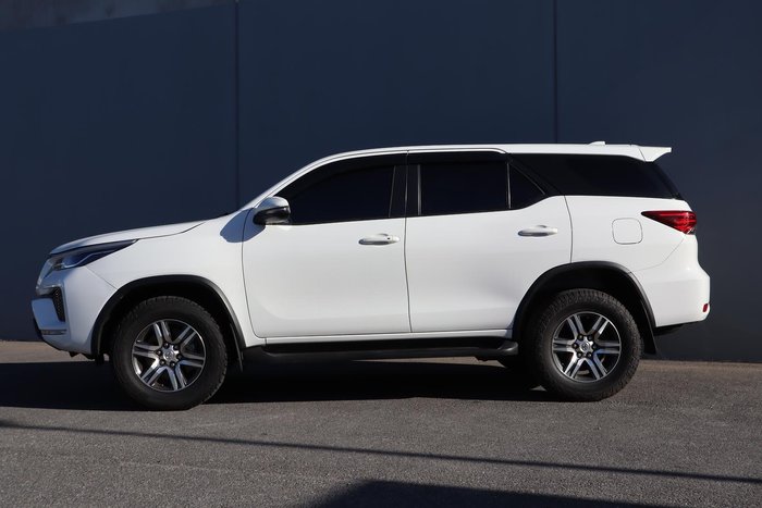 2022 Toyota Fortuner GX