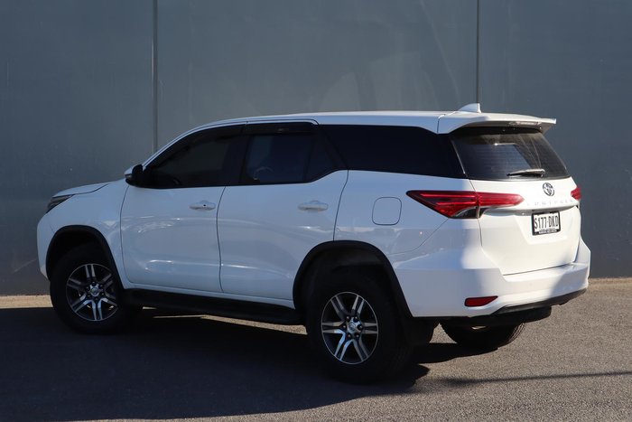 2022 Toyota Fortuner GX