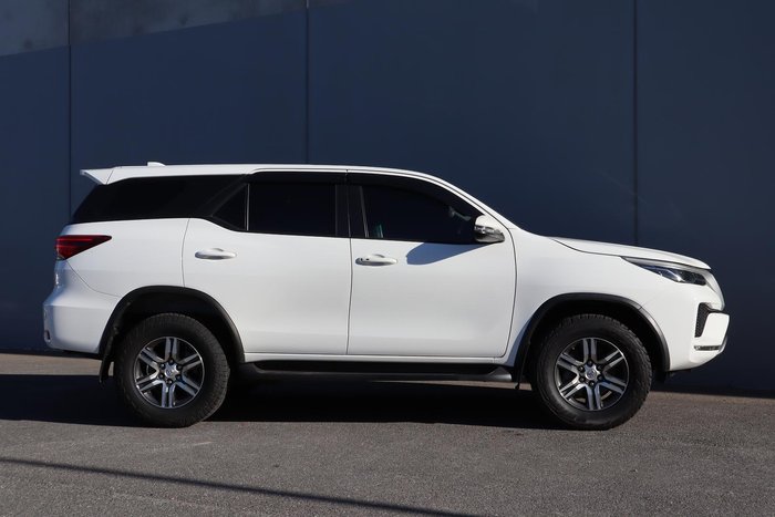 2022 Toyota Fortuner GX